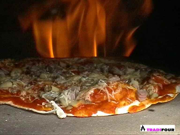 Le Top de la pierre à pizza / Tarte Flambée pour four particulier
